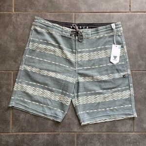 NWT Vissla Shorts Locker Eco 18.5" Sofa Surfer L Stripe Blue Green Stretch Aztec